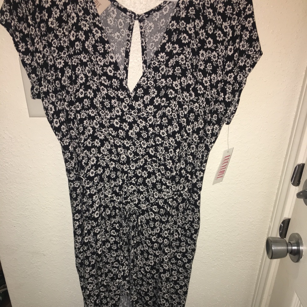 Its a boyshorts romper dress! Brand new!